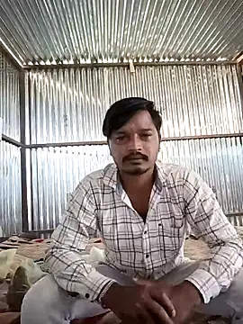 Snapshot of Kartik_bbc_indian chatting on January 25, 9:15 am Kartik bbc indian online show from January 25, 9:15 am