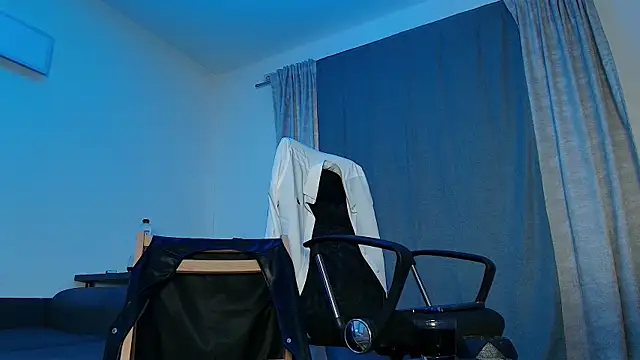 juliusmasters online show from December 27, 7:18 am