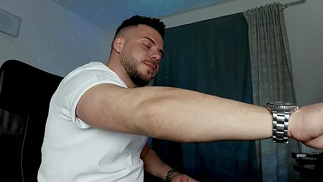 juliusmasters online show from February 20, 9:31 pm