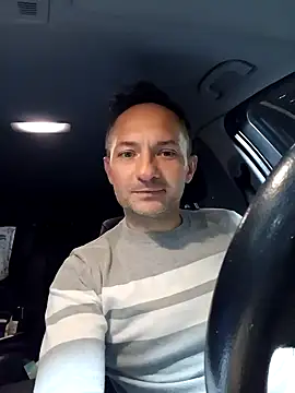 Snapshot of DANIELNEEL23 chatting on January 10, 12:38 am DANIELNEEL23 online show from January 10, 12:38 am