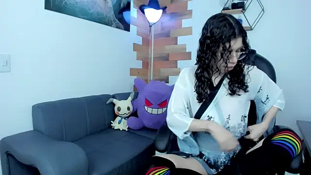 Snapshot of Angel_Dust18 chatting on January 24, 8:22 pm Angel Dust18 online show from January 24, 8:22 pm