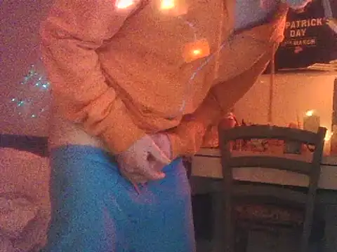 Snapshot of DaddyQuimHot chatting on March 20, 5:46 am DaddyQuimHot online show from March 20, 5:46 am