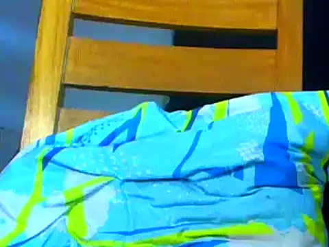 Snapshot of Ian_zaenzz chatting on January 7, 3:37 am Ian zaenzz online show from January 7, 3:37 am