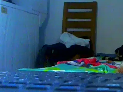 Snapshot of Ian_zaenzz chatting on February 5, 6:48 pm Ian zaenzz online show from February 5, 6:48 pm