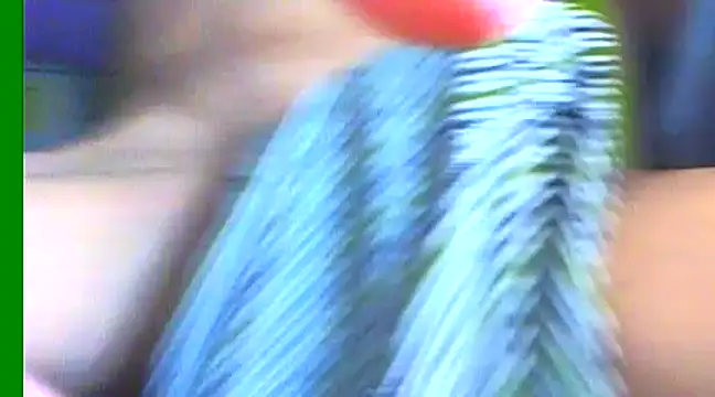 Snapshot of Ian_zaenzz chatting on December 10, 8:49 pm Ian zaenzz online show from December 10, 8:49 pm