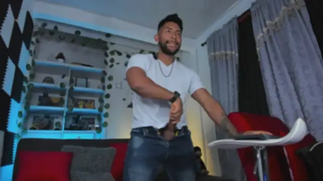 Couple muscle1 online show from December 1, 1:41 am