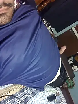 GILBERTHOR92 online show from February 4, 5:57 am