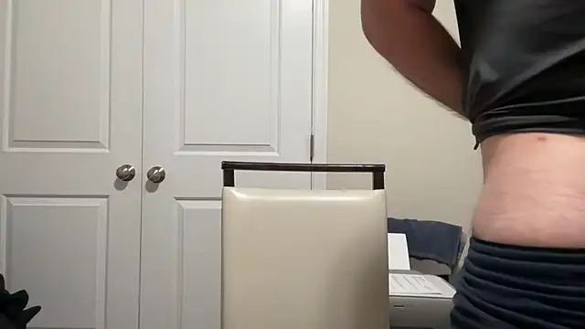 SluggishChase99 online show from February 16, 9:27 pm