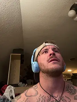 Snapshot of darthjeff21 chatting on February 24, 10:36 pm darthjeff21 online show from February 24, 10:36 pm