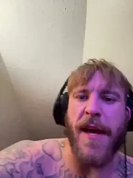 Snapshot of darthjeff21 chatting on January 4, 8:48 pm darthjeff21 online show from January 4, 8:48 pm