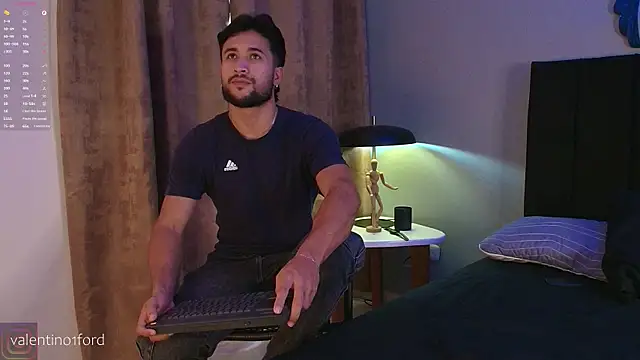 Snapshot of Valentinoford chatting on September 23, 8:41 pm Valentinoford online show from September 23, 8:41 pm