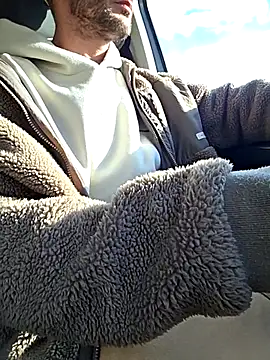 Zeefy online show from November 18, 9:57 am