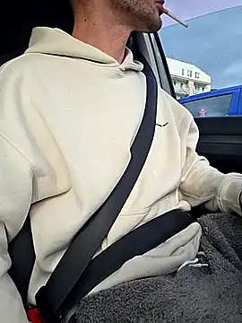 Zeefy online show from December 5, 10:11 am