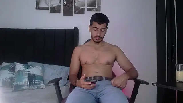 muscle ares online show from March 11, 11:44 am