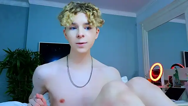 Kudi Minnt online show from January 3, 9:57 pm