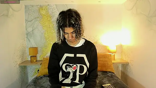 Maxim-Walker online show from January 25, 3:09 am