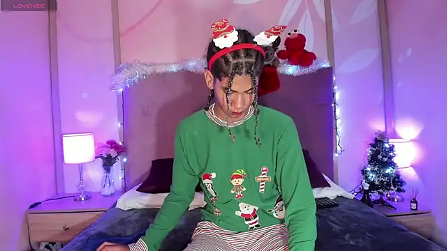 Maxim-Walker online show from December 31, 3:12 am