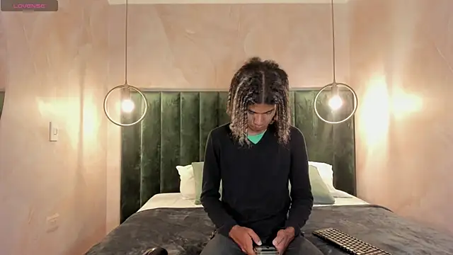 Maxim-Walker online show from January 30, 3:00 am