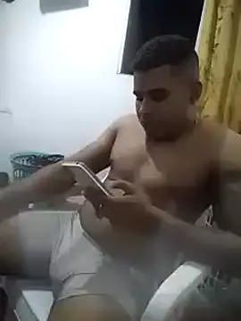 SaucyAffair0 online show from March 15, 11:17 pm