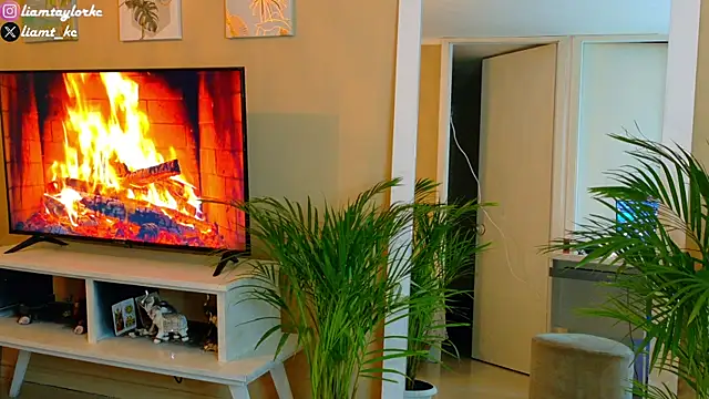 Liam Taylor online show from September 30, 3:56 am