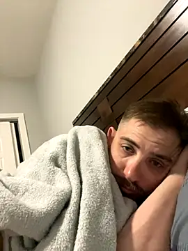 caliguy37 online show from October 29, 3:42 am