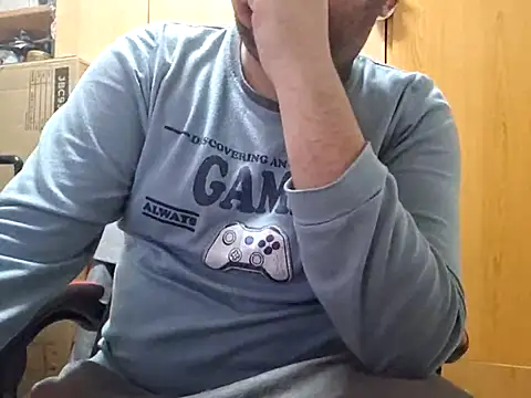 Javier bear online show from December 20, 10:38 am