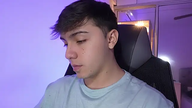 aron  cooper online show from November 13, 9:52 pm