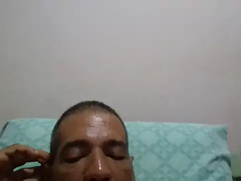 Snapshot of jackbigcock11 chatting on October 14, 11:39 am jackbigcock11 online show from October 14, 11:39 am