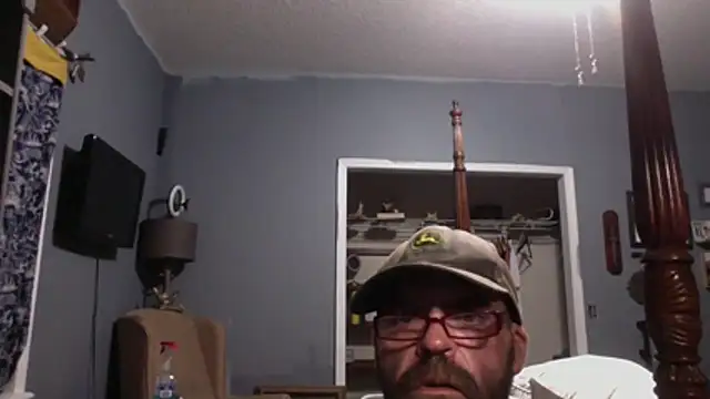 Onesieboy4daddys online show from November 9, 10:25 pm