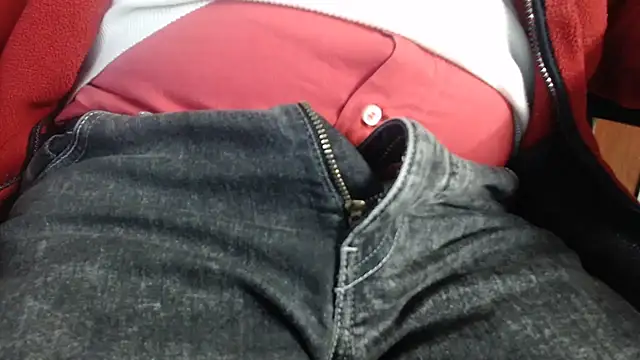 Snapshot of smoothandtiny chatting on January 6, 8:14 am smoothandtiny online show from January 6, 8:14 am
