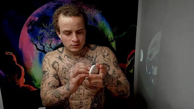 layneinchains online show from December 11, 5:21 pm