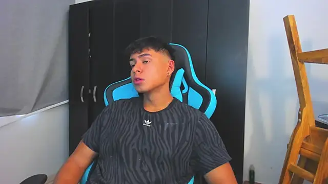 Bray Kevin online show from November 25, 4:09 pm