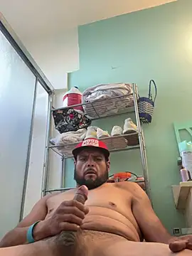 Snapshot of MrDickUdown24_7 chatting on February 8, 6:55 pm MrDickUdown24 7 online show from February 8, 6:55 pm