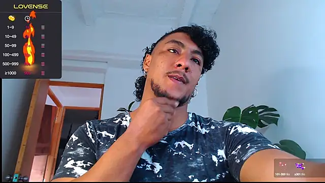 Snapshot of yosoy_enzo2020 chatting on January 27, 12:26 pm yosoy enzo2020 online show from January 27, 12:26 pm