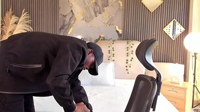 JacksonMuller  online show from February 9, 1:38 pm