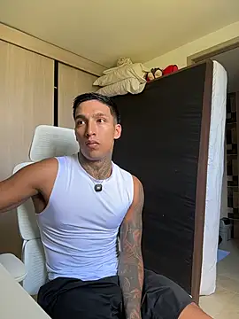 sendfer online show from June 24, 7:28 pm