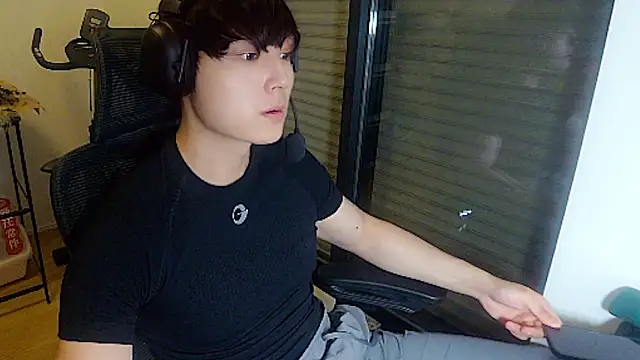 Tkcqcc online show from July 14, 3:29 pm