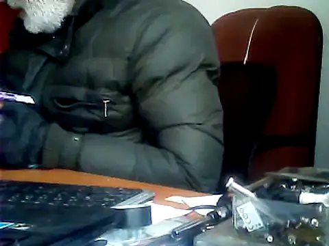 Snapshot of zormen355 chatting on December 24, 1:06 pm zormen355 online show from December 24, 1:06 pm