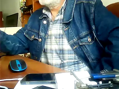 Snapshot of zormen355 chatting on October 4, 10:53 am zormen355 online show from October 4, 10:53 am