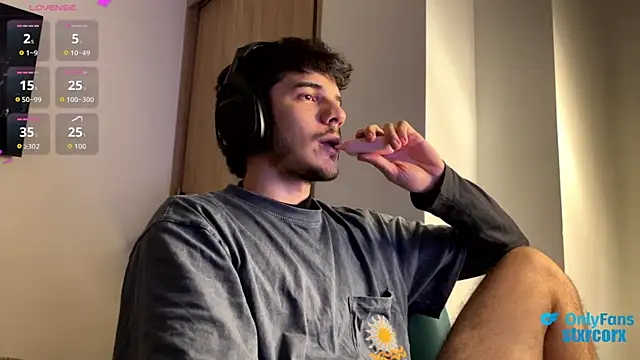 ilytheo online show from October 7, 5:33 am