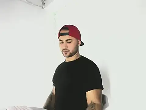 Snapshot of Sebas-hott chatting on October 15, 2:19 am Sebas-hott online show from October 15, 2:19 am