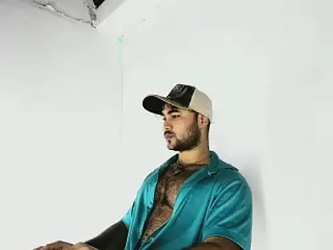 Snapshot of Sebas-hott chatting on October 8, 1:43 am Sebas-hott online show from October 8, 1:43 am