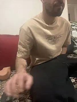 giorgakaci69 online show from March 14, 12:34 pm