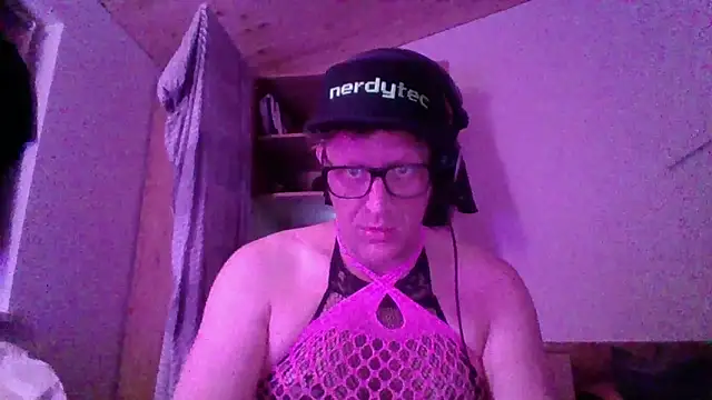 Bigthroaterboy online show from October 21, 11:40 pm