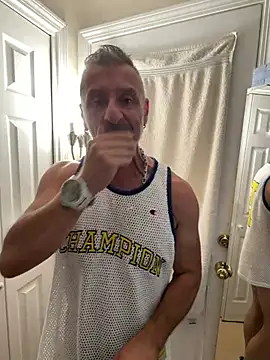DaddySnowXX online show from July 18, 8:31 am
