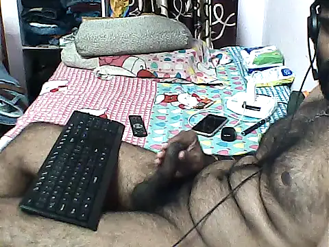 Snapshot of sanik_2428 chatting on October 17, 6:23 pm sanik 2428 online show from October 17, 6:23 pm