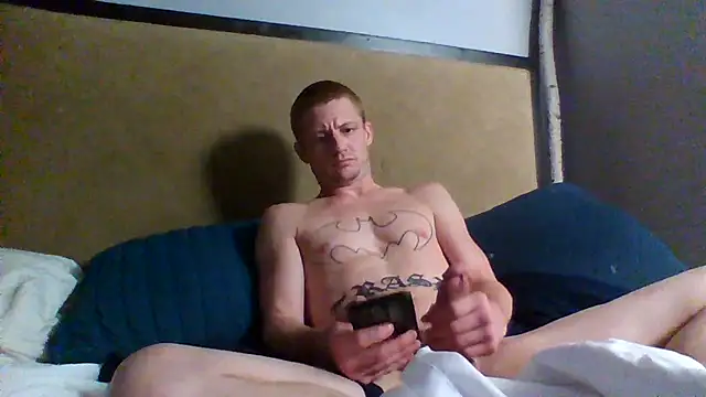 Snapshot of trash4cash chatting on October 29, 5:27 pm trash4cash online show from October 29, 5:27 pm