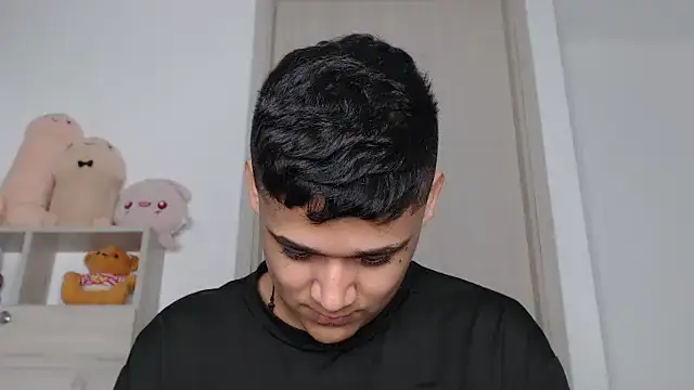 kaiine190 online show from November 5, 7:10 am