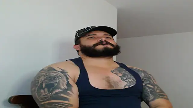 Snapshot of alexandergranda71 chatting on January 26, 3:36 pm alexandergranda71 online show from January 26, 3:36 pm