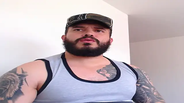 Snapshot of alexandergranda71 chatting on January 17, 5:42 pm alexandergranda71 online show from January 17, 5:42 pm